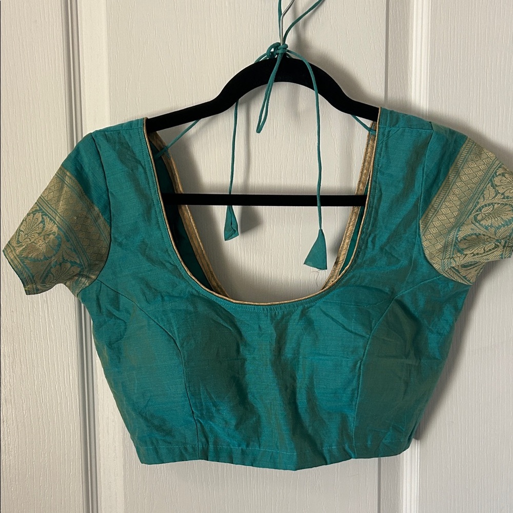 Regal Silk - Indian Gold High Quality Teal Heritage Saree w/ Versatile Blouse